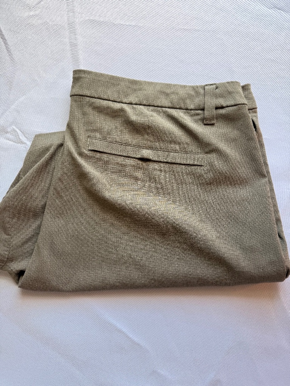 Lululemon Commission Short 7" Classic Fit Warpstreme Grey Sage - Size 38